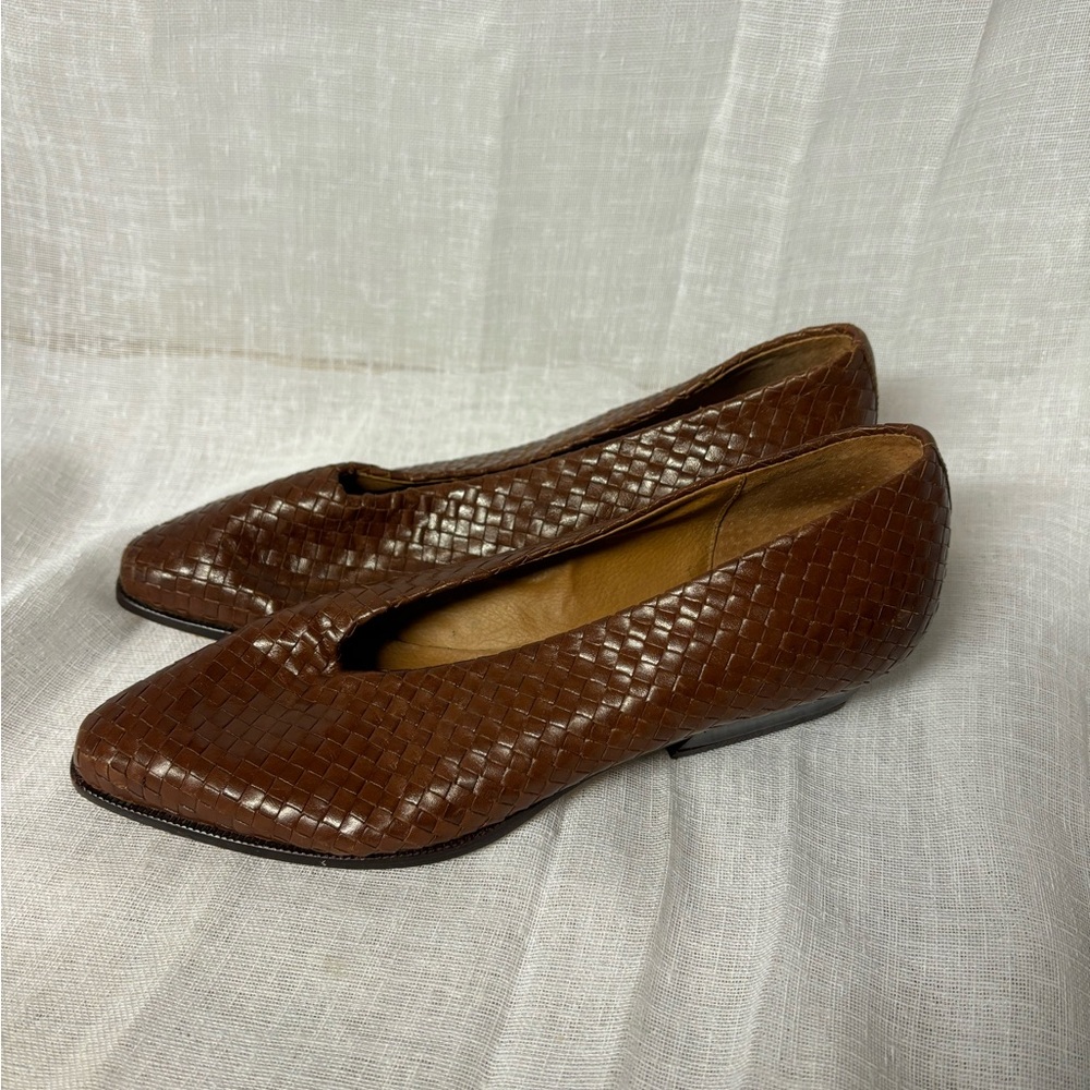 VTG Shoestrings SZ6 Made in Brazil "Alice"  woven Leather slip on pumps